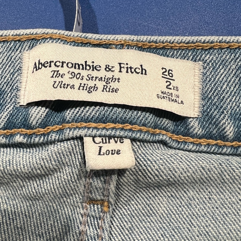Abercrombie & Fitch Womens 90s Straight Ultra High Rise Curve Love Jeans 26/2 XS - Picture 7 of 8